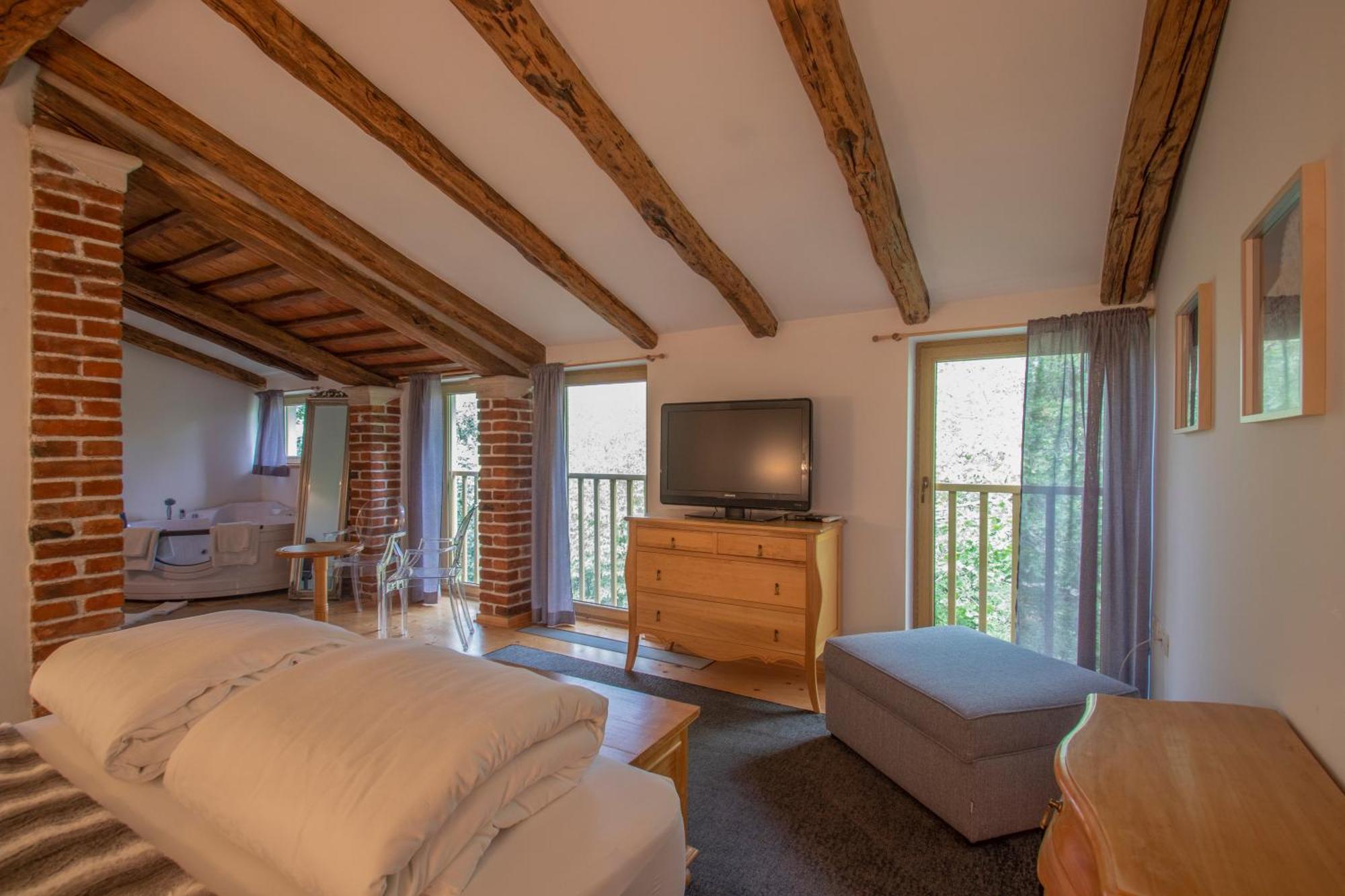 Residence Apolonija Guest House Sezana ภายนอก รูปภาพ