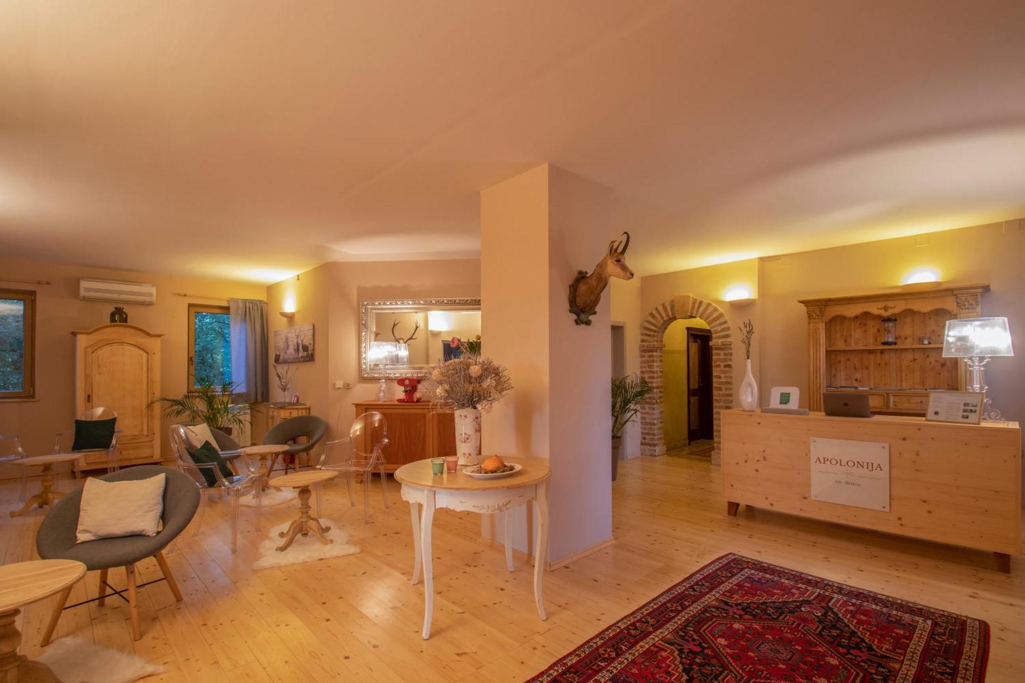 Residence Apolonija Guest House Sezana ภายนอก รูปภาพ